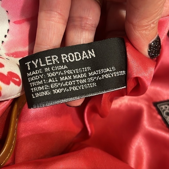 Tyler Rodan Medium Floral Purse With Key Chain - Picture 10 of 11